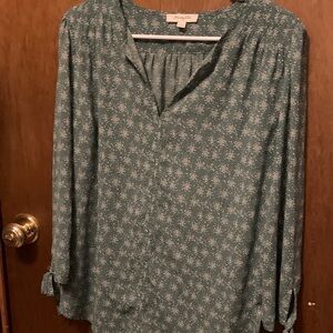 Stitch Fix Monday Fun green with small white dot pattern